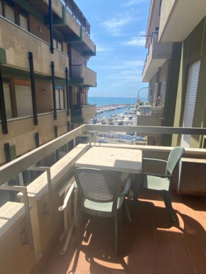 Lucia House mare Nettuno Nettuno